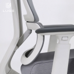 LUGE 루게 LX50 패브릭 의자